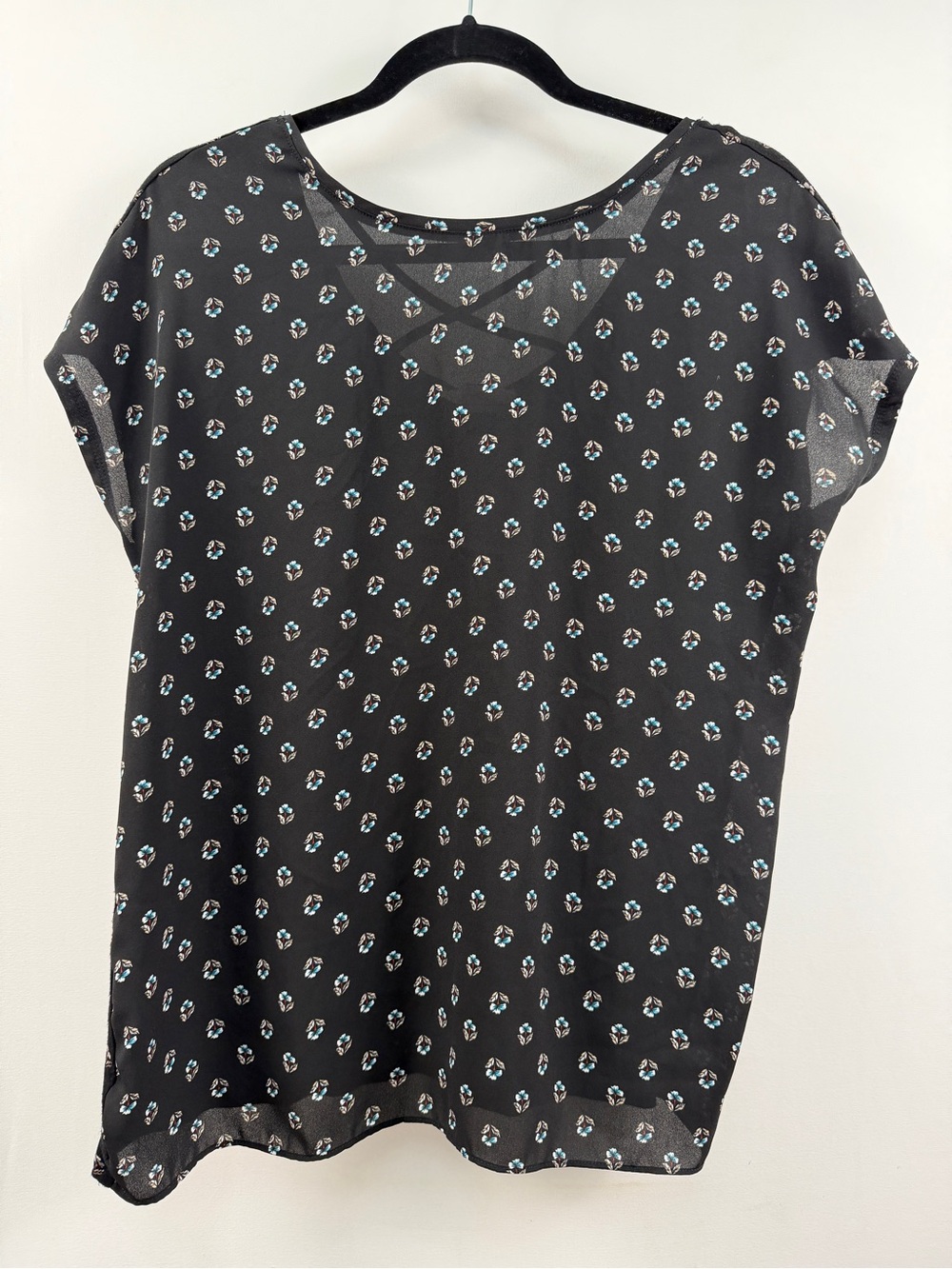 LOFT Black Short Sleeve Blouse with Teal White Floral Dot Print